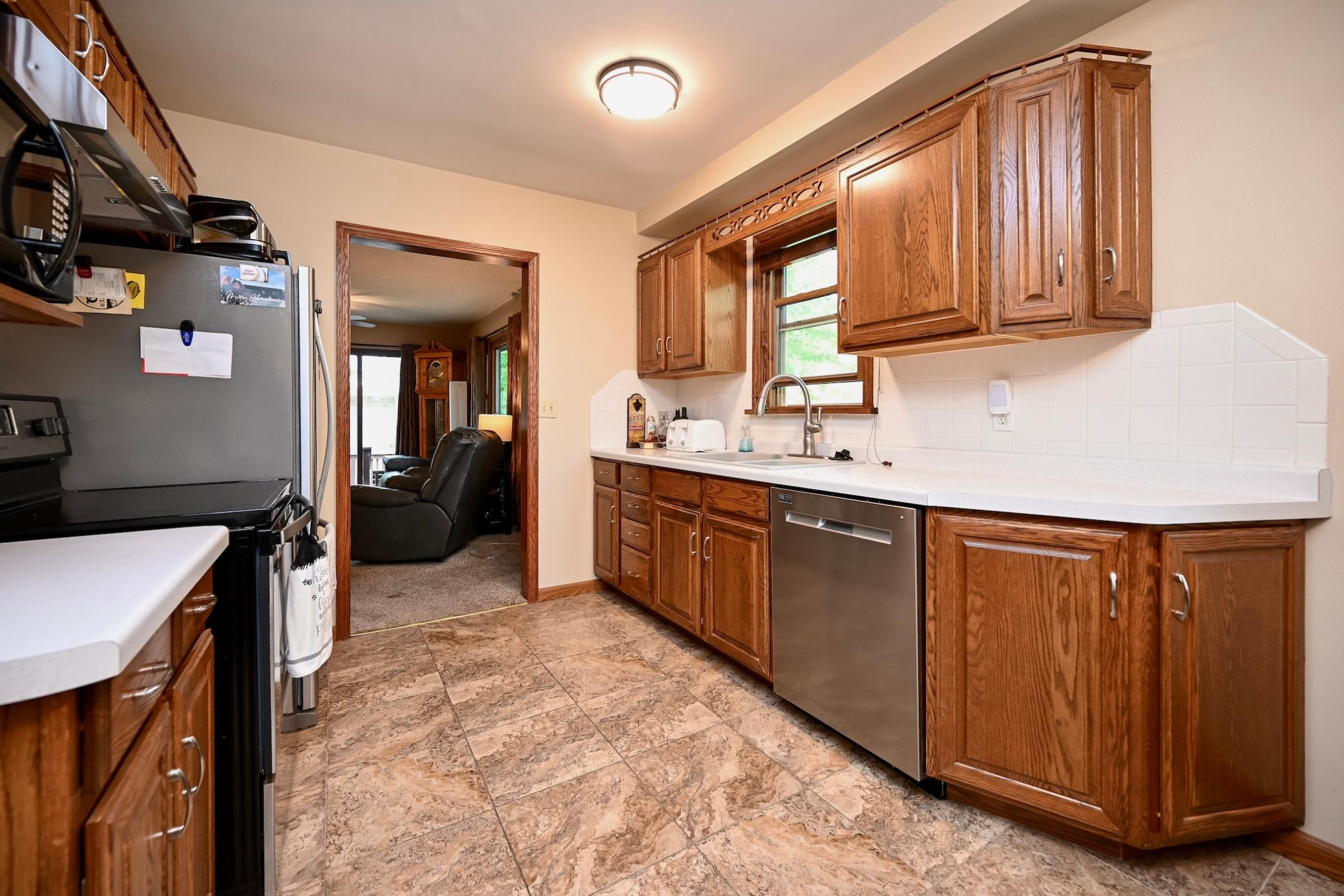 205 Whitten Street Winona, MN 55987 - Photo 5 of 24