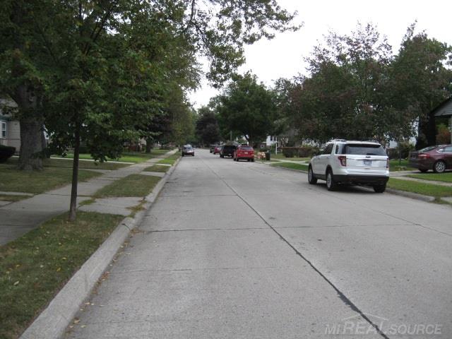 2090 Columbia Road Berkley, MI 48072 - Photo 19 of 21