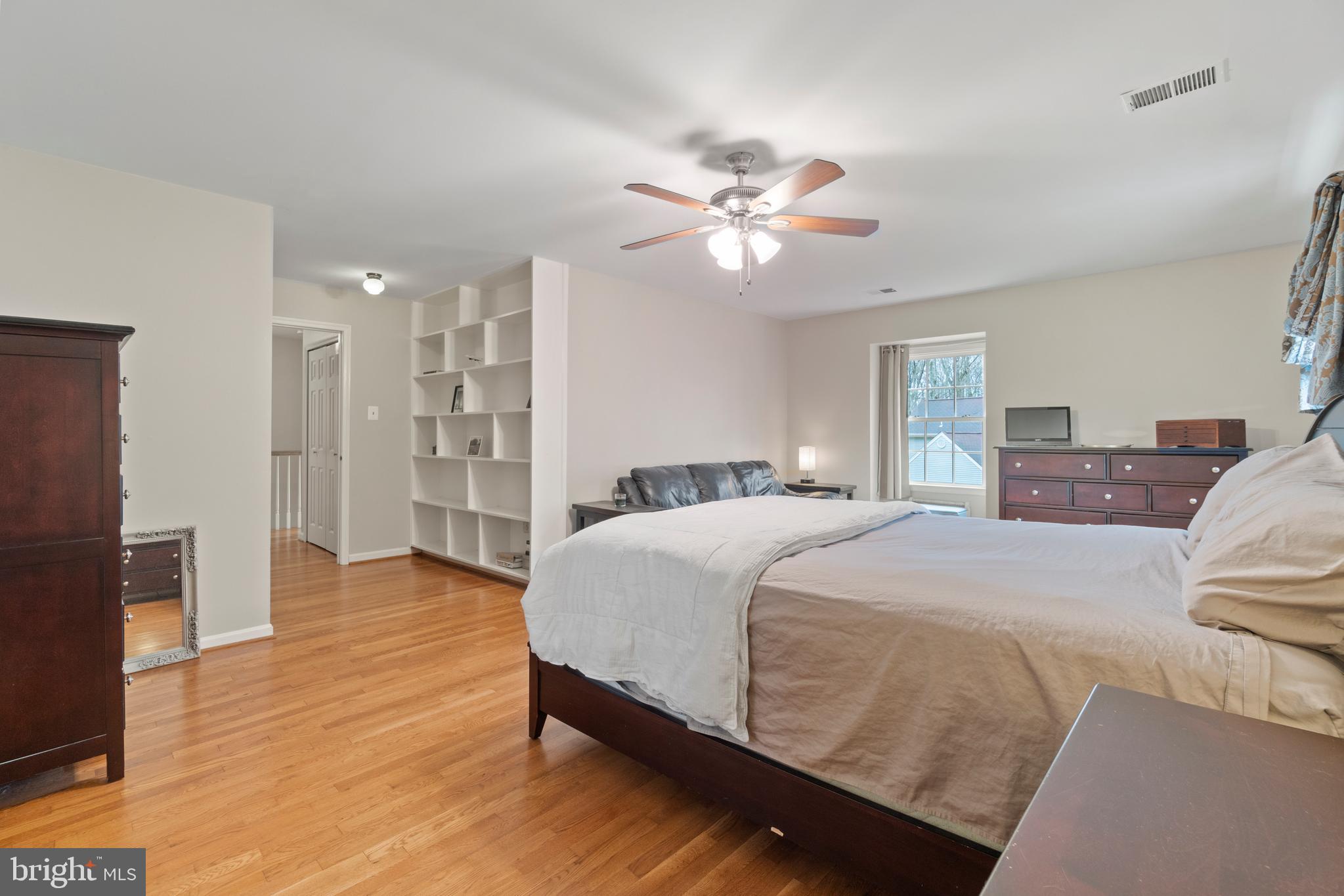 2019 Soapstone Drive Reston, VA 20191 - Photo 17 of 35