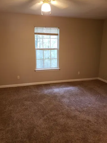 $1,250 | 227 Dixie Drive, Unit 2, Tallahassee, FL 32304