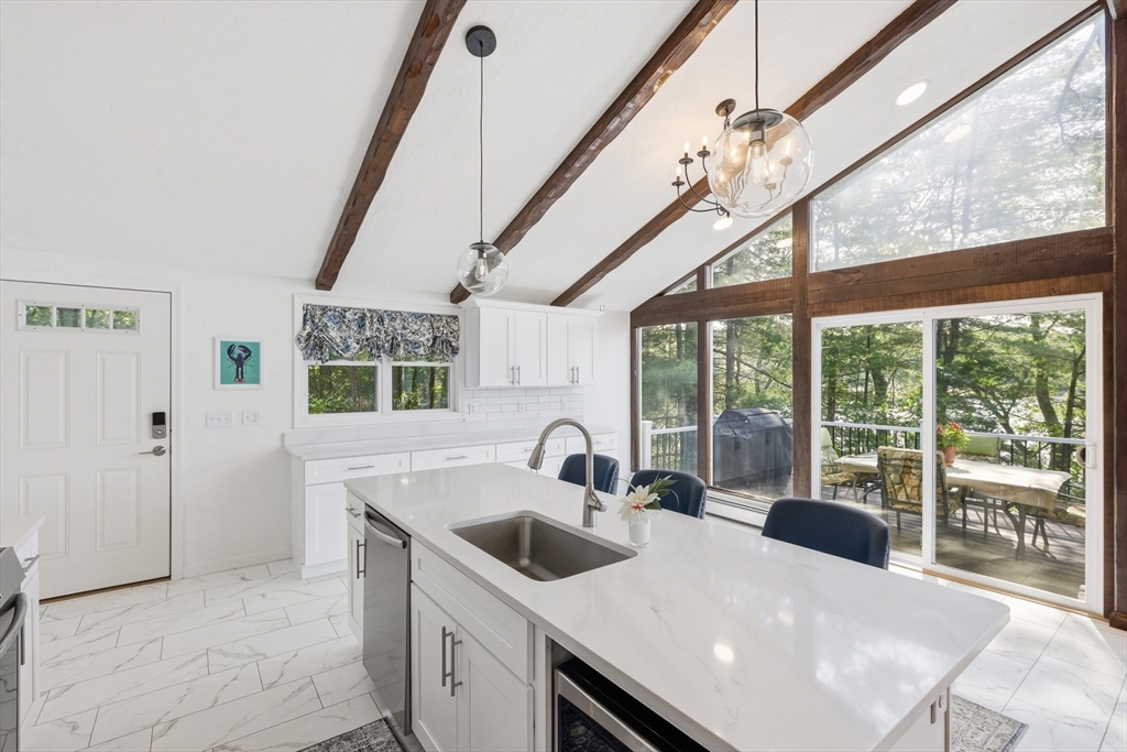 30 Roys Drive Spencer, MA 01562 - Photo 4 of 42