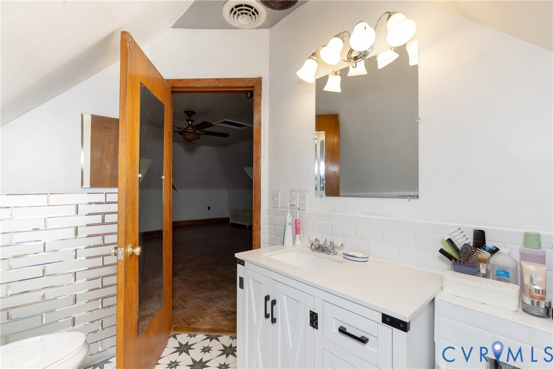 1124 Northampton Road Petersburg, VA 23805 - Photo 24 of 33
