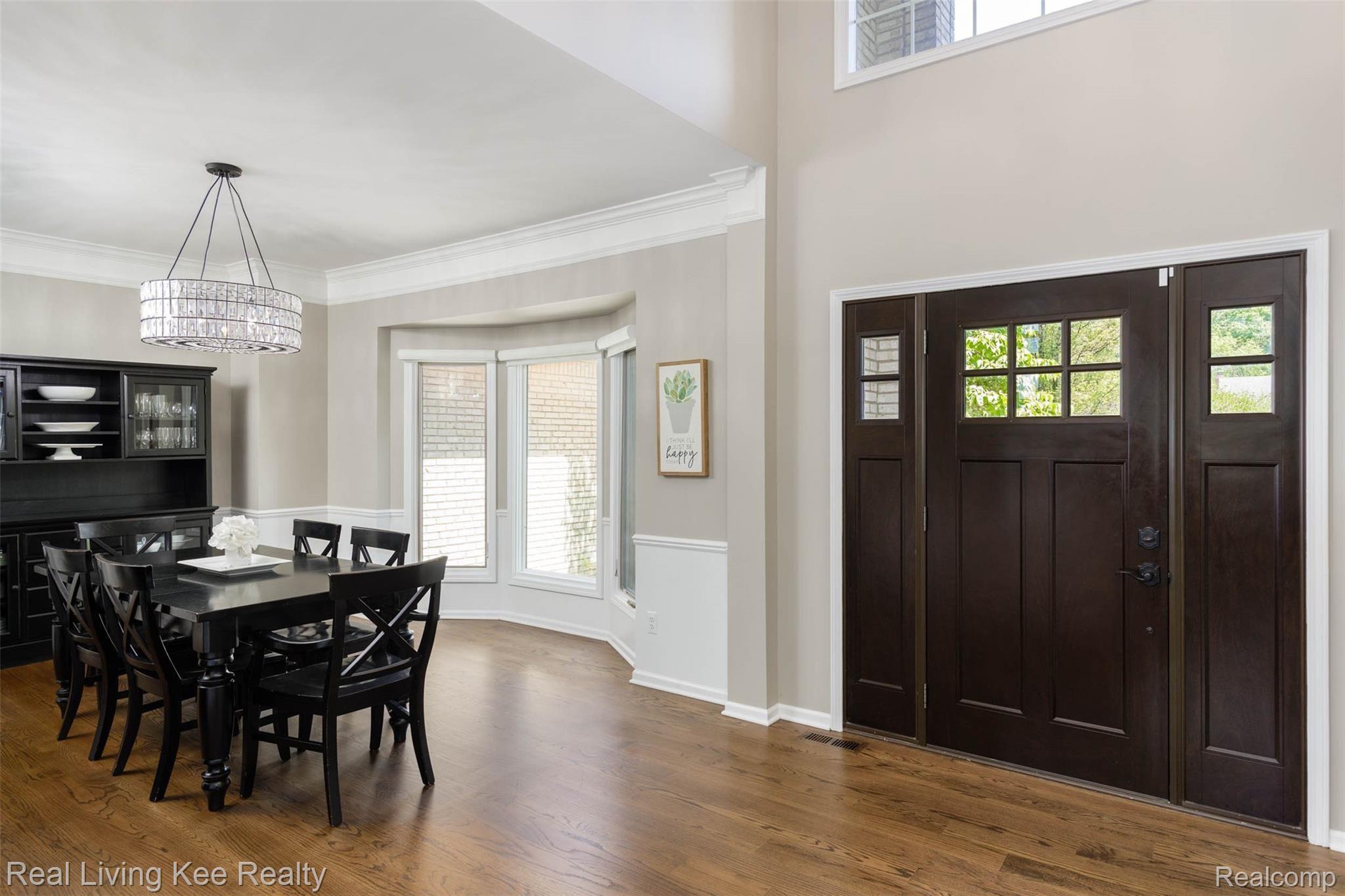 4210 Oak Tree Cir-11.jpg