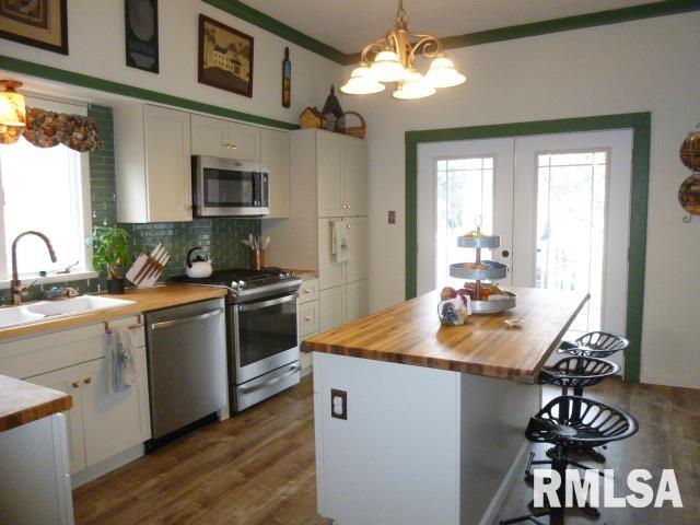 231 North Webster Avenue Jacksonville, IL 62650 - Photo 13 of 26