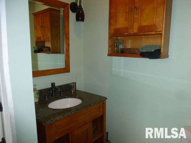 231 North Webster Avenue Jacksonville, IL 62650 - Photo 15 of 26