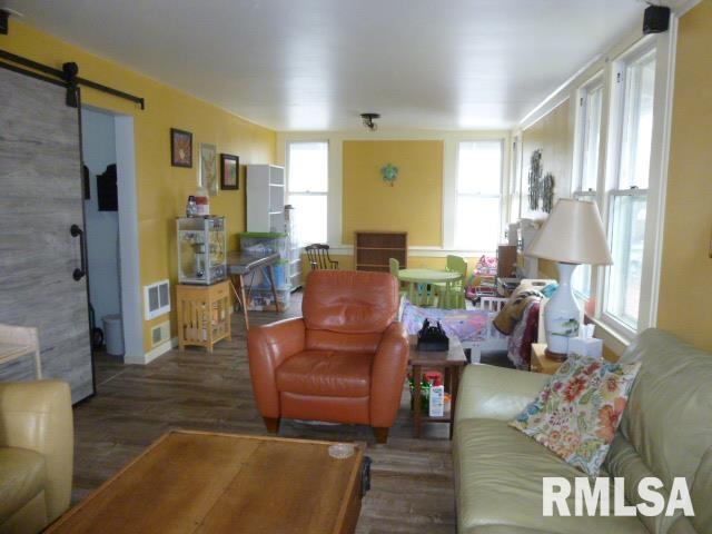 231 North Webster Avenue Jacksonville, IL 62650 - Photo 24 of 26