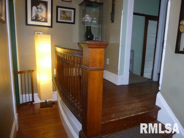 231 North Webster Avenue Jacksonville, IL 62650 - Photo 10 of 26