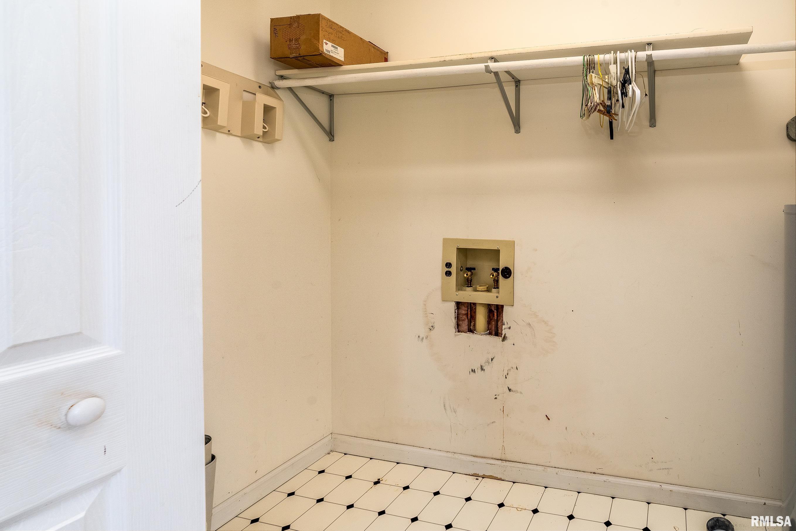 516 South Safford Street Christopher, IL 62822 - Photo 20 of 36