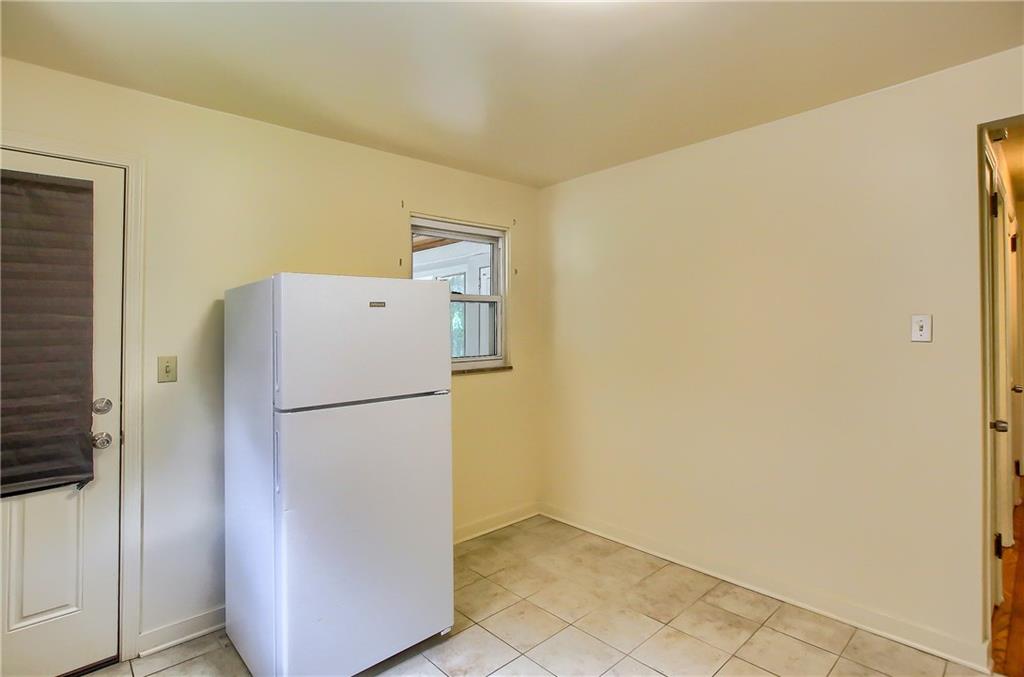 3633 Middletown Road Pittsburgh, PA 15204 - Photo 8 of 22 Gallery Image 8