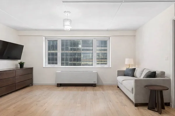 $675,000 | 1810 3rd Avenue, Unit B4C | East Harlem