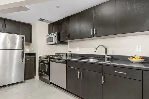 $675,000 | 1810 3rd Avenue, Unit B4C | East Harlem