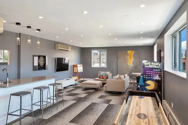 $675,000 | 1810 3rd Avenue, Unit B4C | East Harlem