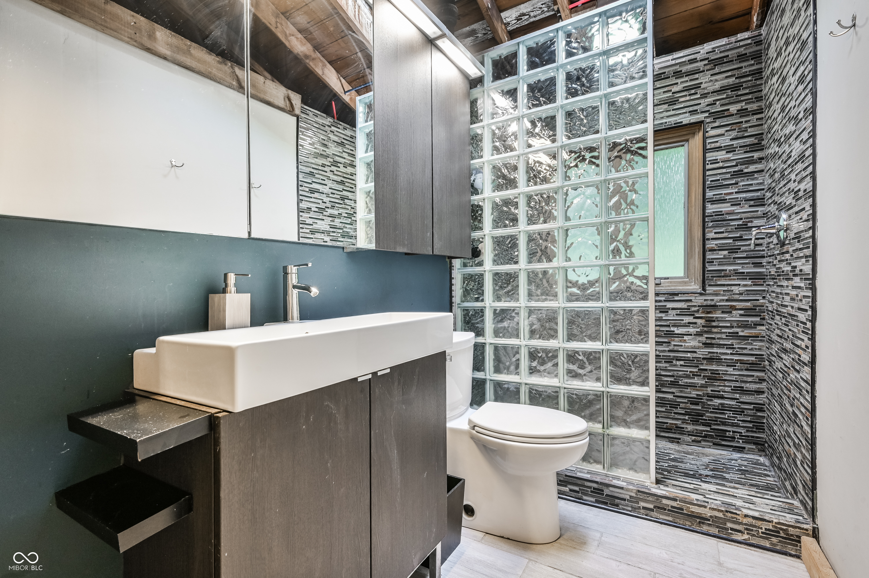 1410 Maxine Road Indianapolis, IN 46240 - Photo 18 of 26 Gallery Image 18