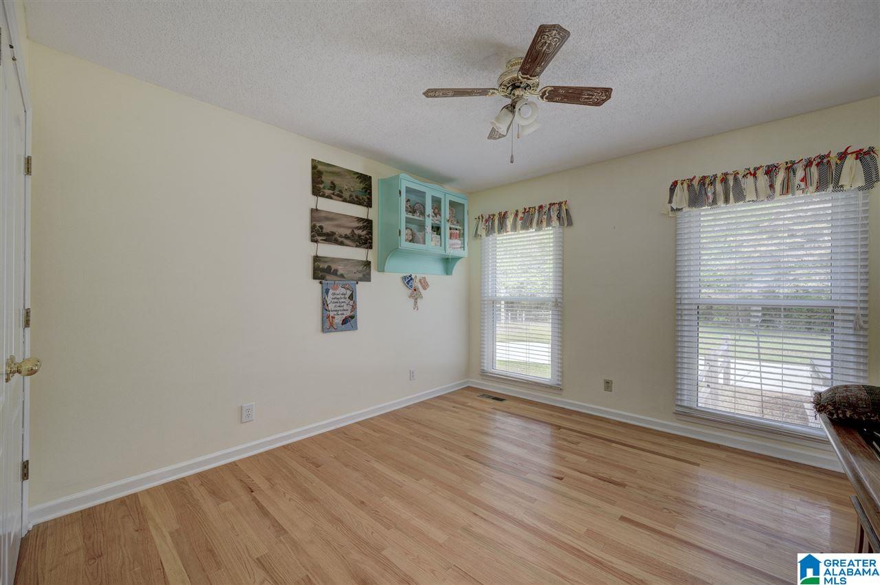 330 Conelia Lane Hayden, AL 35079 - Photo 16 of 38