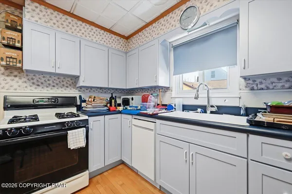 $249,900 | 1107 North Irving Avenue, Scranton, PA 18510
