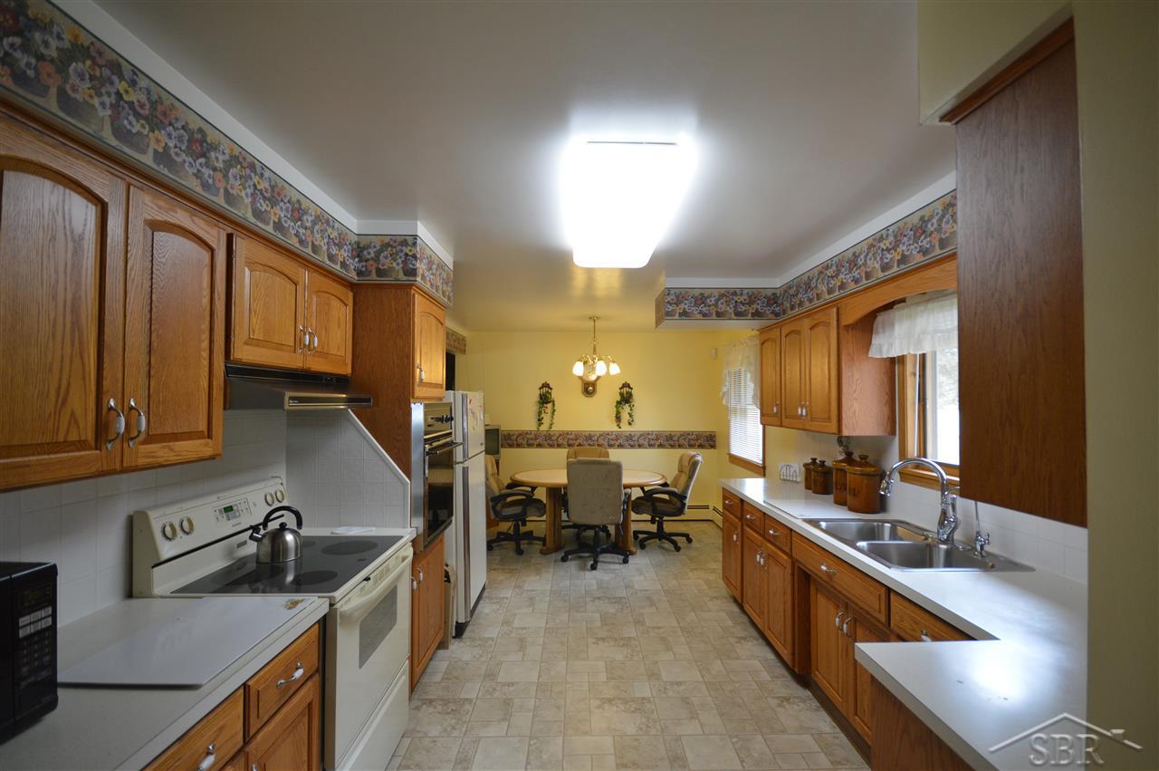 1310 South Fordney Road Hemlock, MI 48626 - Photo 8 of 27