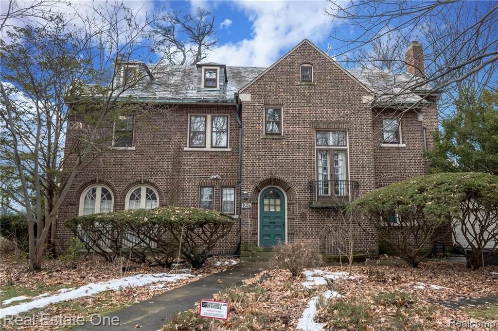 17615 Hamilton Road Detroit, MI 48203 - Photo 1 of 58