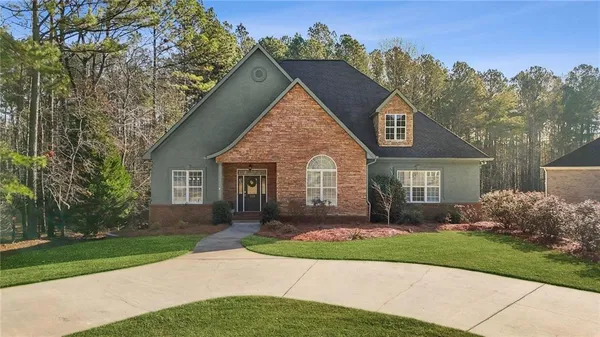 $585,000 | 319 Stonebridge Boulevard, Bremen, GA 30110