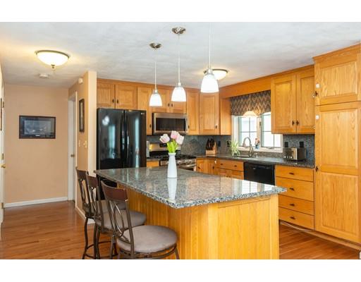 10 Upton Lane Boxford, MA 01921 - Photo 12 of 41
