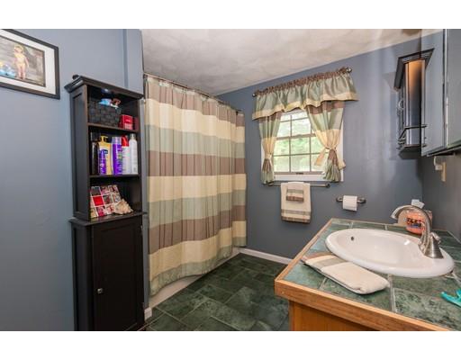 10 Upton Lane Boxford, MA 01921 - Photo 20 of 41