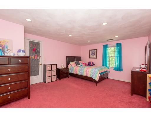 10 Upton Lane Boxford, MA 01921 - Photo 23 of 41