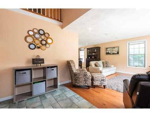 10 Upton Lane Boxford, MA 01921 - Photo 4 of 41
