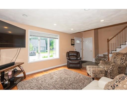 10 Upton Lane Boxford, MA 01921 - Photo 7 of 41