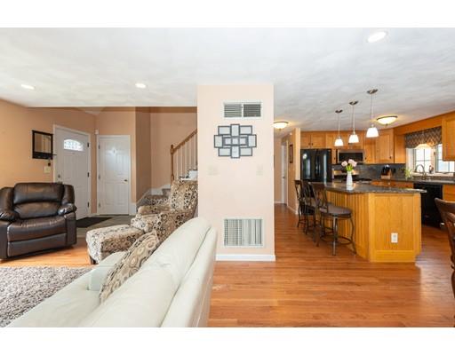 10 Upton Lane Boxford, MA 01921 - Photo 9 of 41