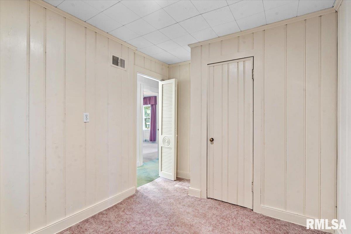 1939 Dial Court Springfield, IL 62704 - Photo 19 of 37