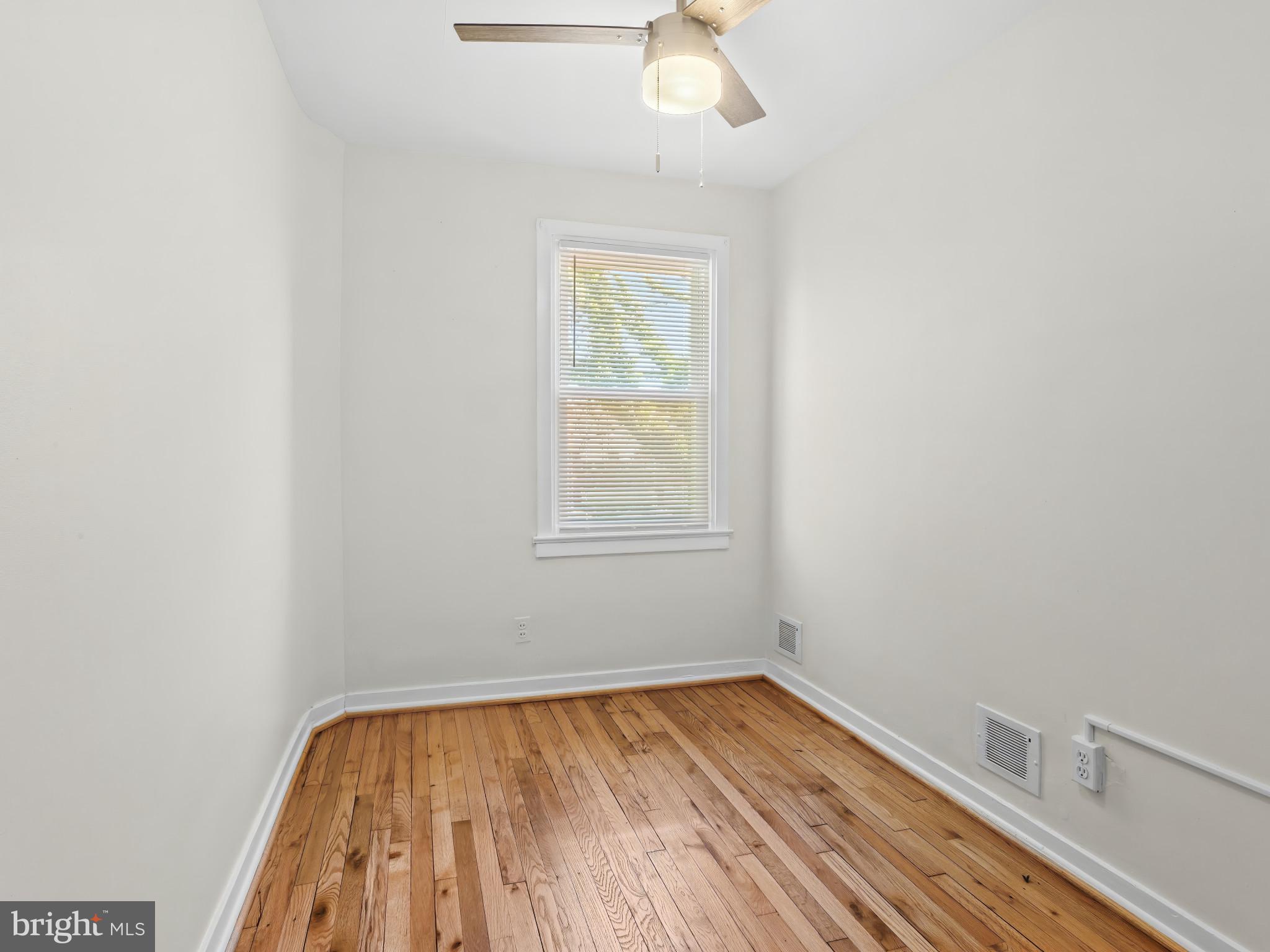 101 Upmanor Road Baltimore, MD 21229 - Photo 22 of 40 Gallery Image 22