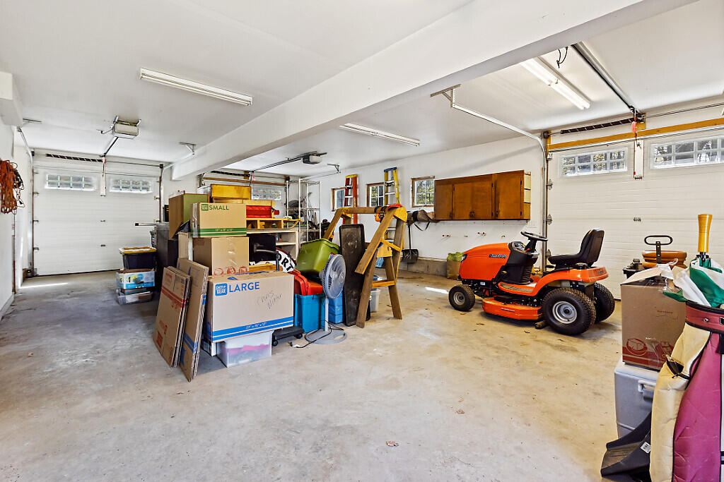 183 Mountain Road Falmouth, ME 04105 - Photo 57 of 65 82_BP5A0463_DxO_mls