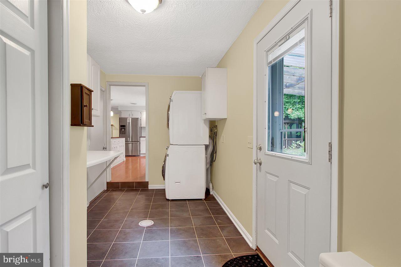 6386 Short Road Stewartstown, PA 17363 - Photo 11 of 34 Gallery Image 11