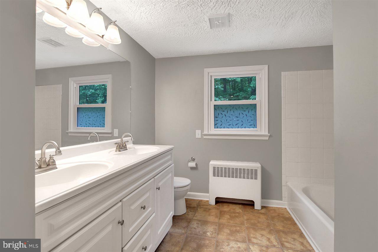 6386 Short Road Stewartstown, PA 17363 - Photo 18 of 34 Gallery Image 18