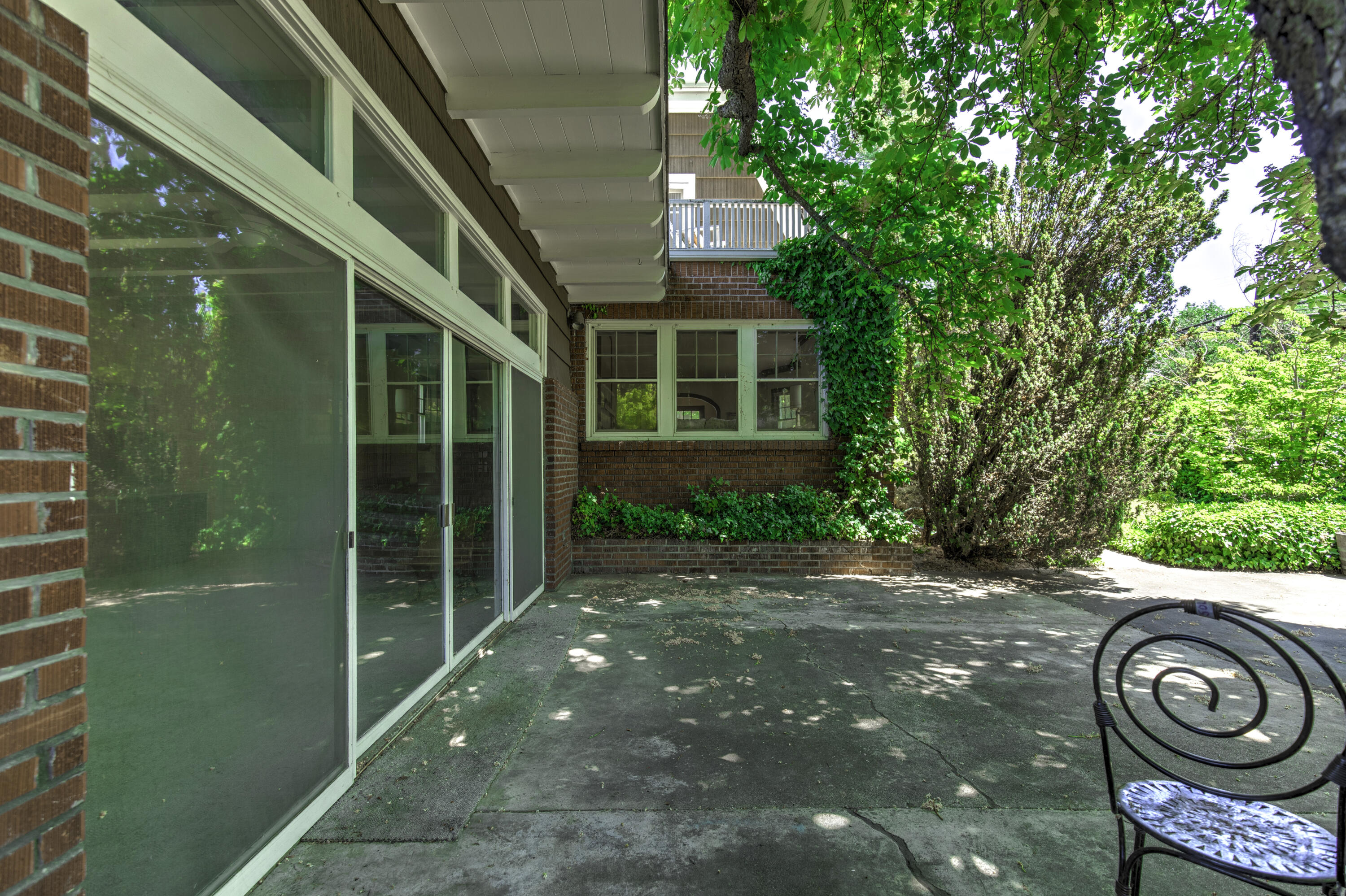 2419 Hillcrest Road Medford, OR 97504 - Photo 53 of 63 797A9140_36_37_38_39-Edit-Edit