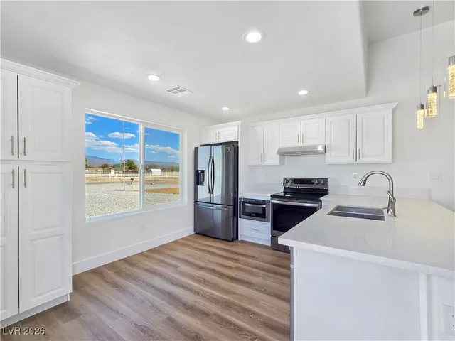 $649,900 | 5880 Johnnie Mine Street, Pahrump, NV 89060