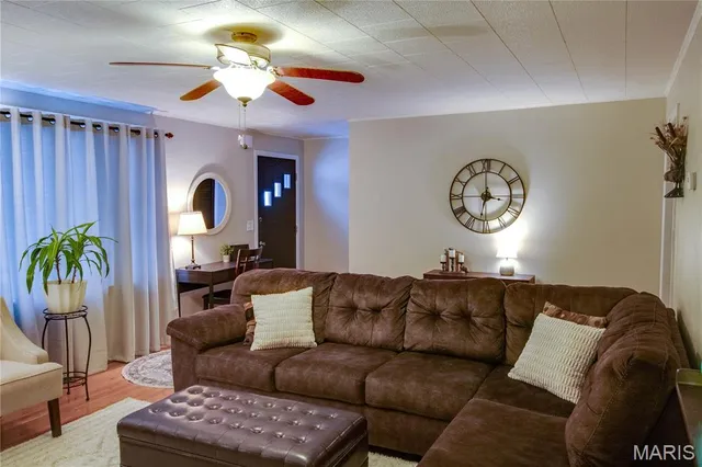 $163,000 | 1105 North Giddings Avenue, Jerseyville, IL 62052