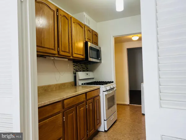 $2,500 | 8613 Seasons Way, Unit 67B, Lanham, MD 20706