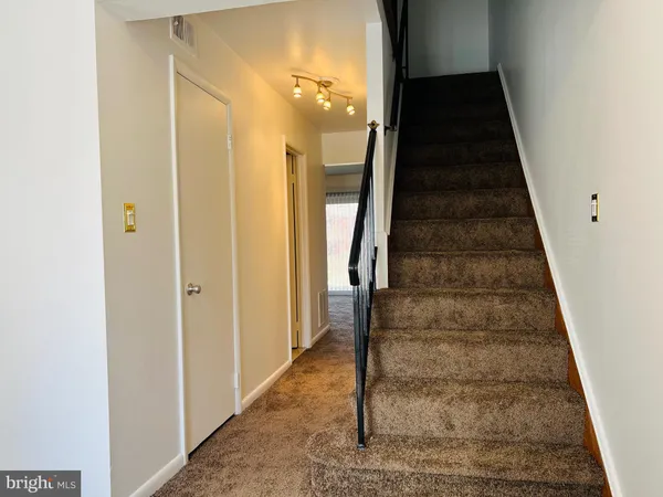 $2,500 | 8613 Seasons Way, Unit 67B, Lanham, MD 20706