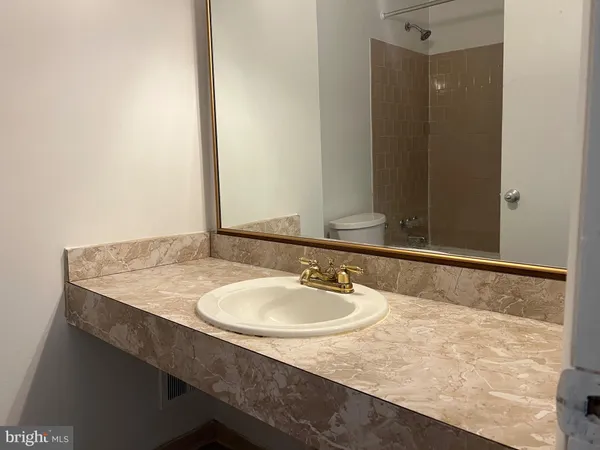 $2,500 | 8613 Seasons Way, Unit 67B, Lanham, MD 20706