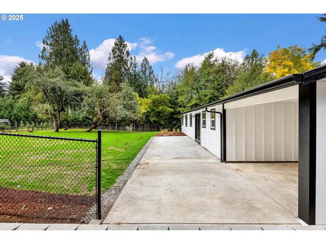 $674,900 | 16518 Northeast 142nd Avenue, Brush Prairie, WA 98606