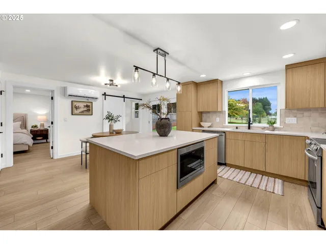 $674,900 | 16518 Northeast 142nd Avenue, Brush Prairie, WA 98606