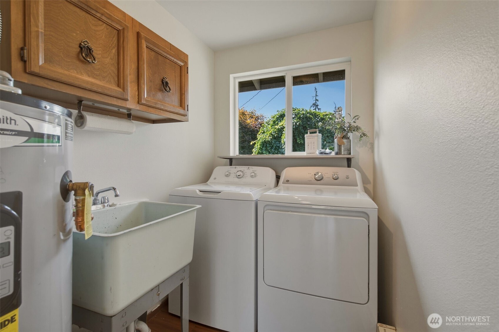 105 161st Street Southeast Bothell, WA 98012 - Photo 30 of 40