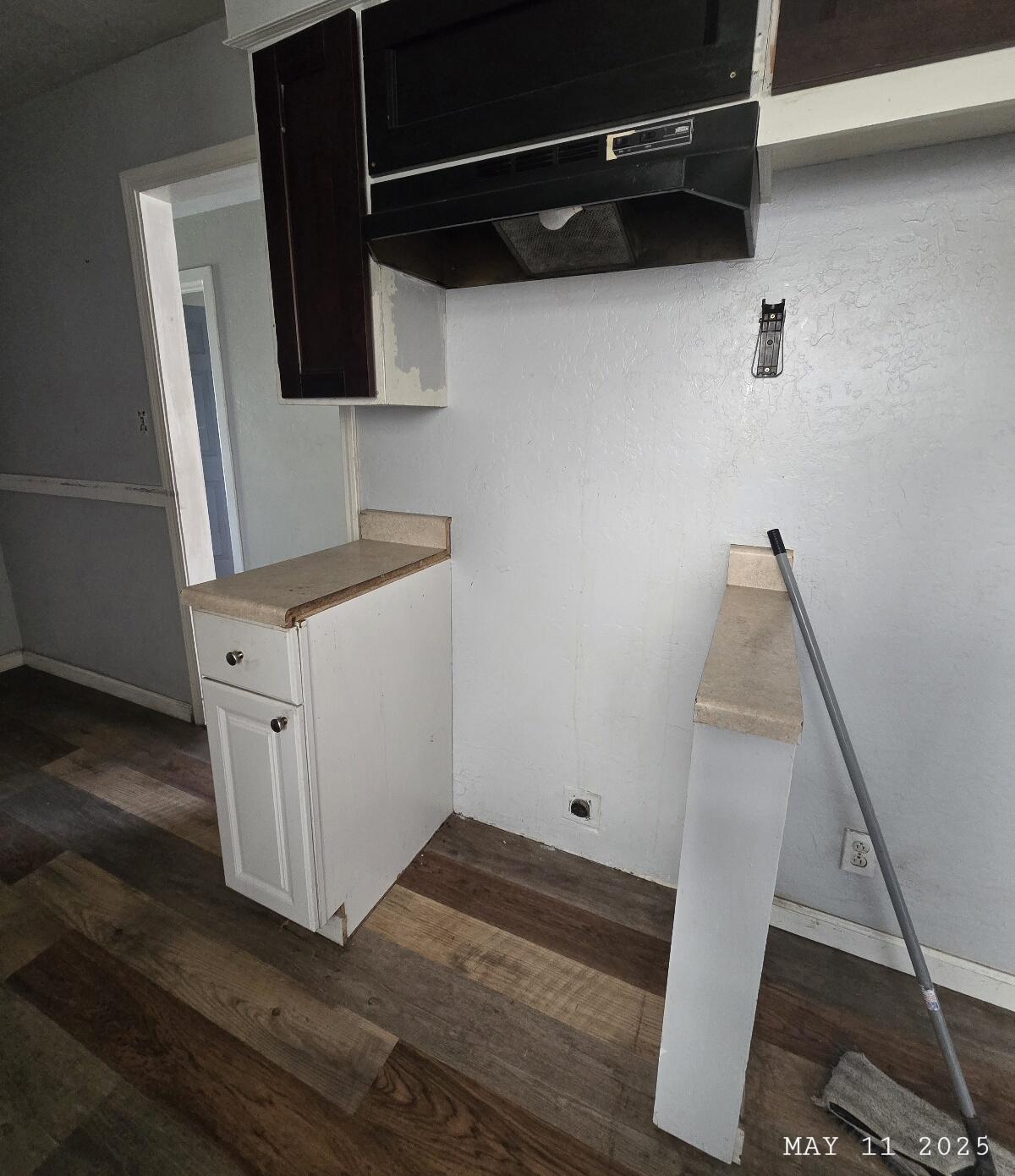 468 Rome Avenue Redding, CA 96001 - Photo 10 of 27 20250511_105000