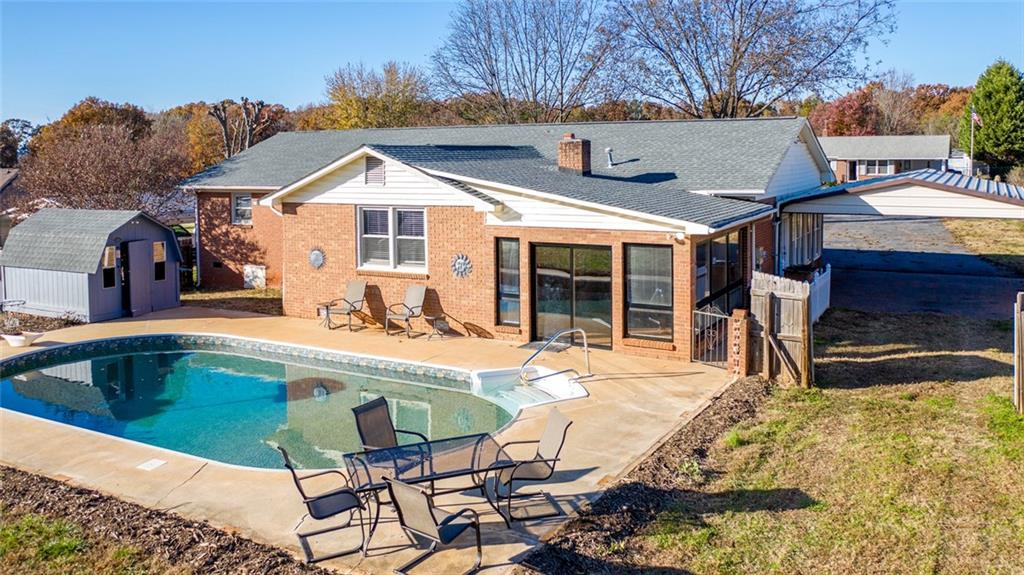 1832 Cameron Road Lincolnton, NC 28092 - Photo 2 of 21 Gallery Image 2