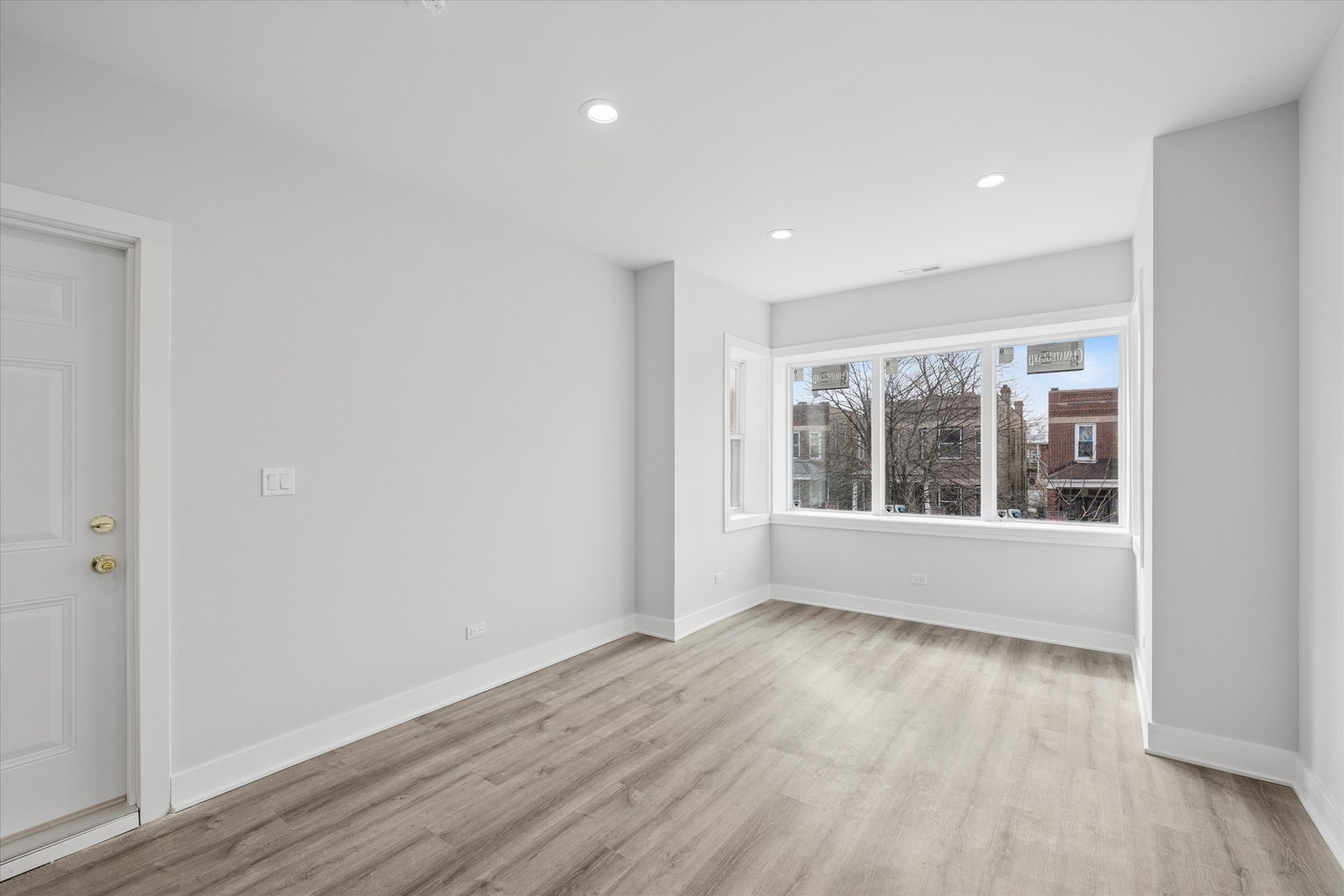 4044 West Kamerling Avenue, Unit 1 Chicago, IL 60651 - Photo 3 of 21