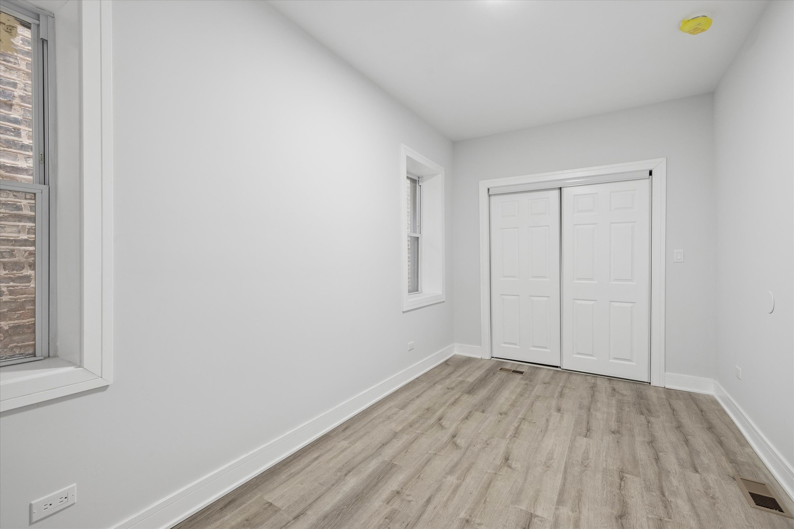 4044 West Kamerling Avenue, Unit 1 Chicago, IL 60651 - Photo 5 of 21
