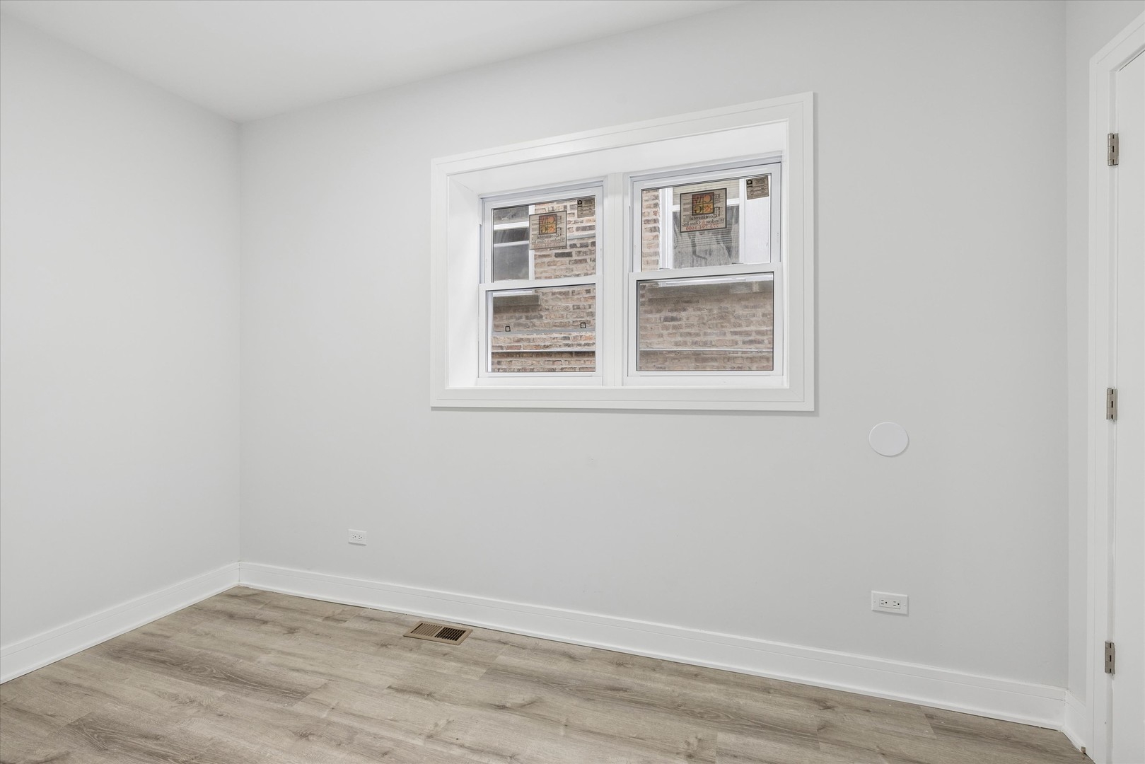 4044 West Kamerling Avenue, Unit 1 Chicago, IL 60651 - Photo 8 of 21