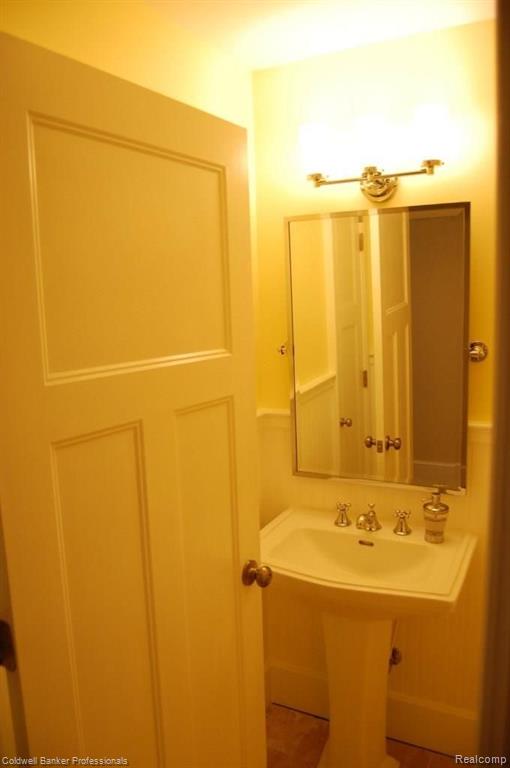 32860 Haverford Road Franklin, MI 48025 - Photo 25 of 29