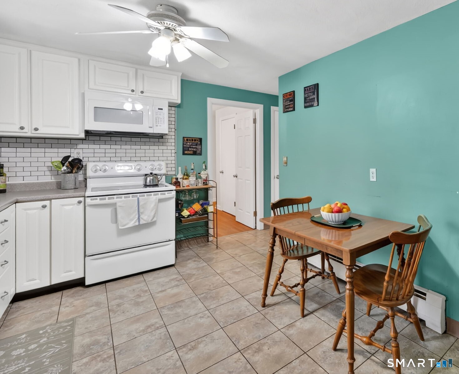 141 Tanner Street Manchester, CT 06042 - Photo 6 of 24