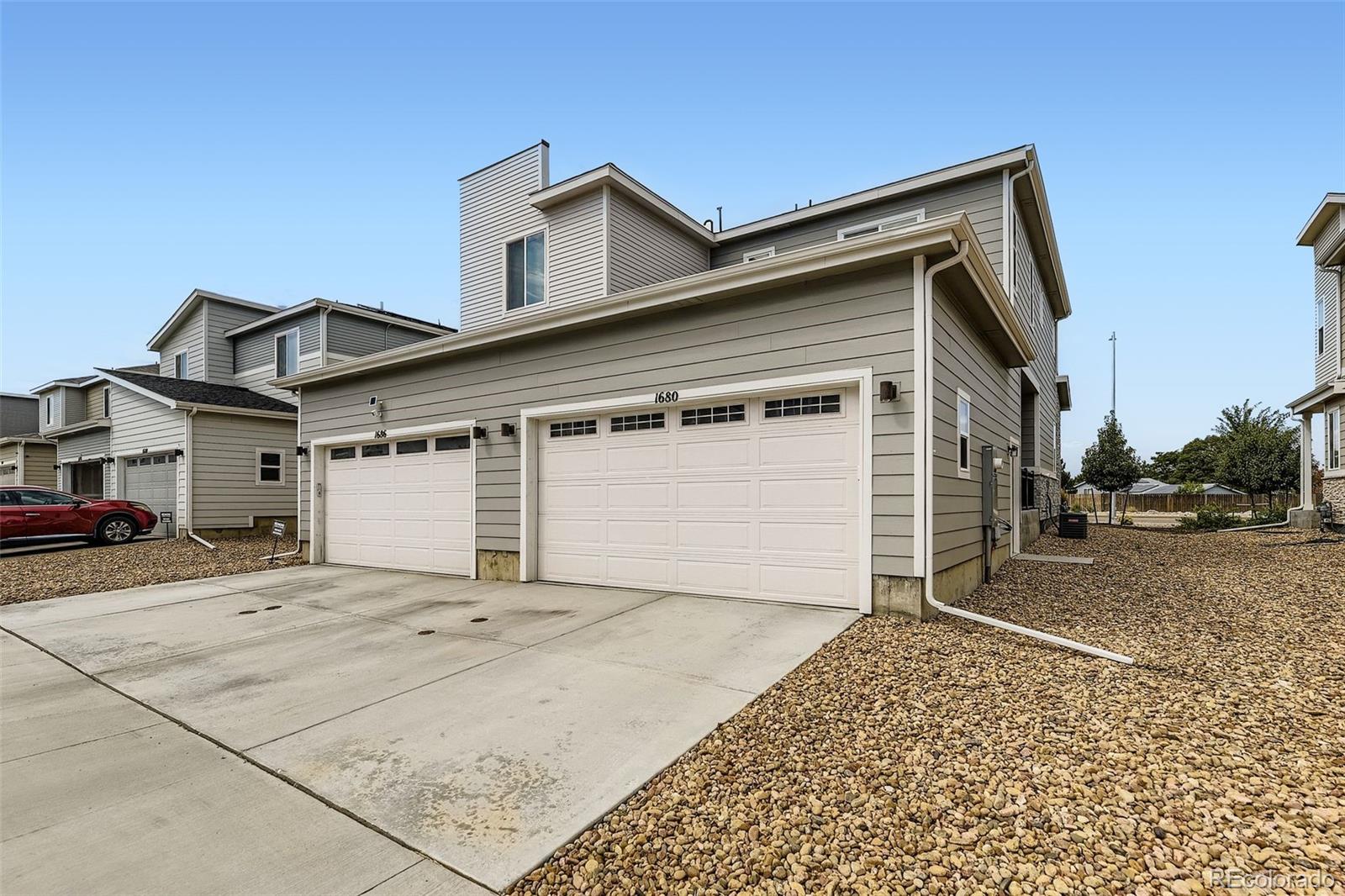 1680 South Tower Road Aurora, CO 80017 - Photo 2 of 19